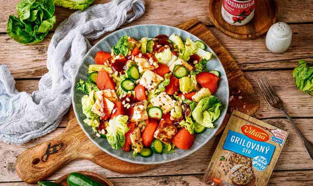 Recept: Šalát s grilovaným halloumi syrom a melónom